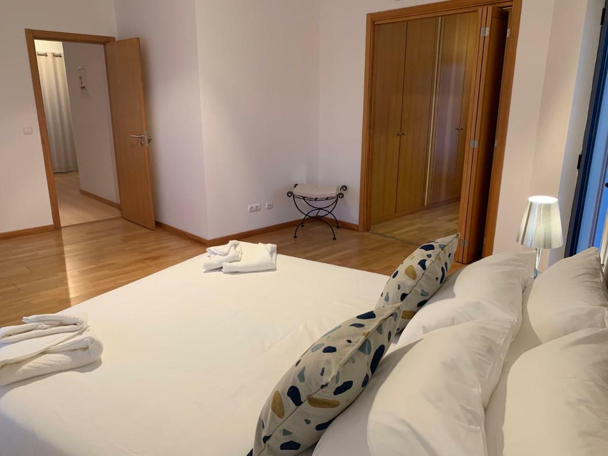 Ferienwohnung Penthouse 160Sqm Wide Terraces Pool View & Private Hot Tub & Parking Albufeira Exterior foto